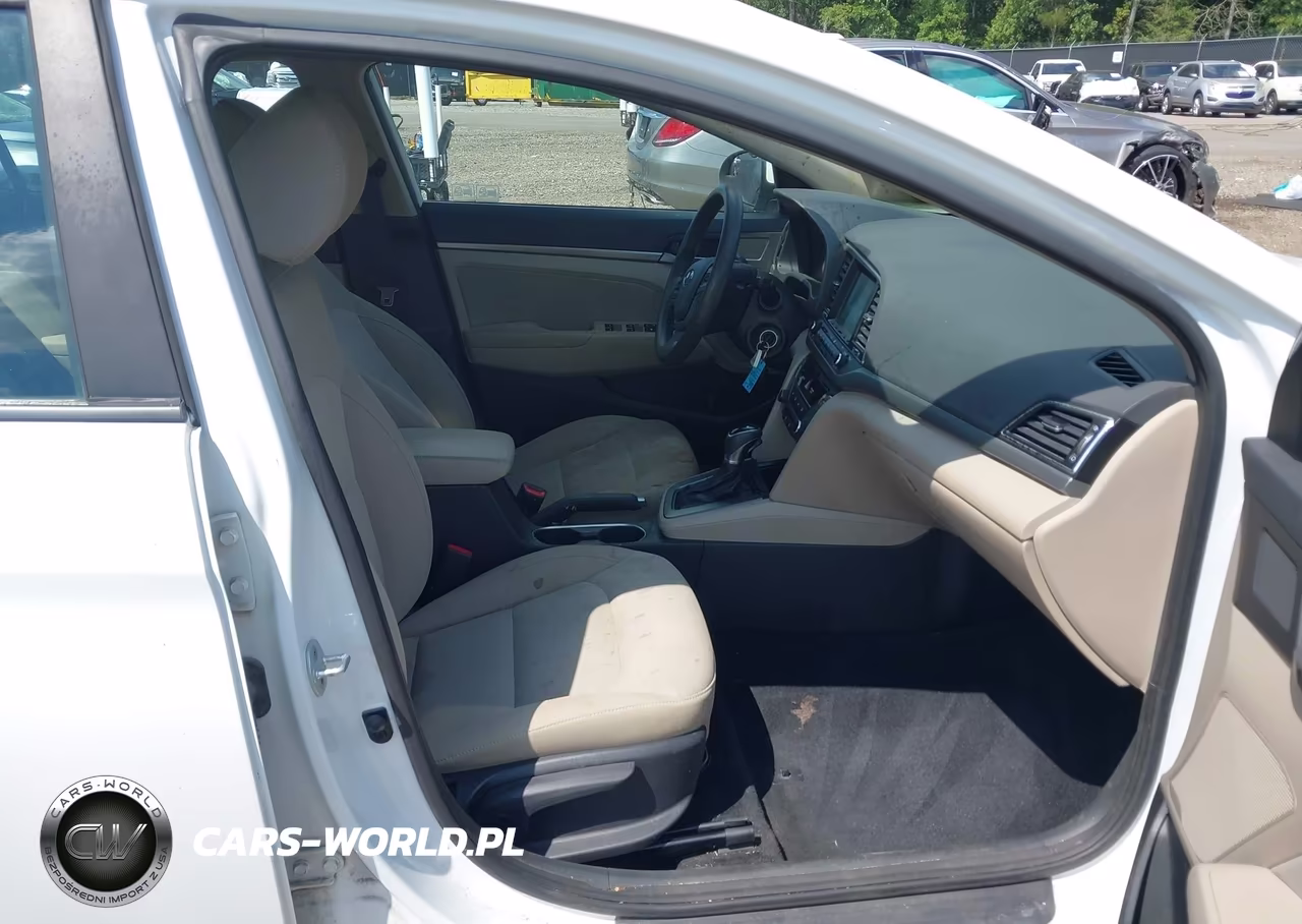 2017 Hyundai Elantra Se VIN:5NPD84LF7HH035070 - 5
