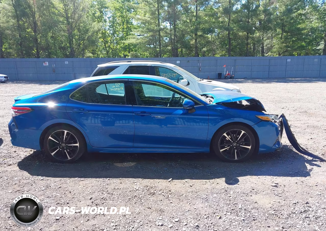 2018 Toyota Camry Xse VIN:4T1B61HK8JU151144 - 13