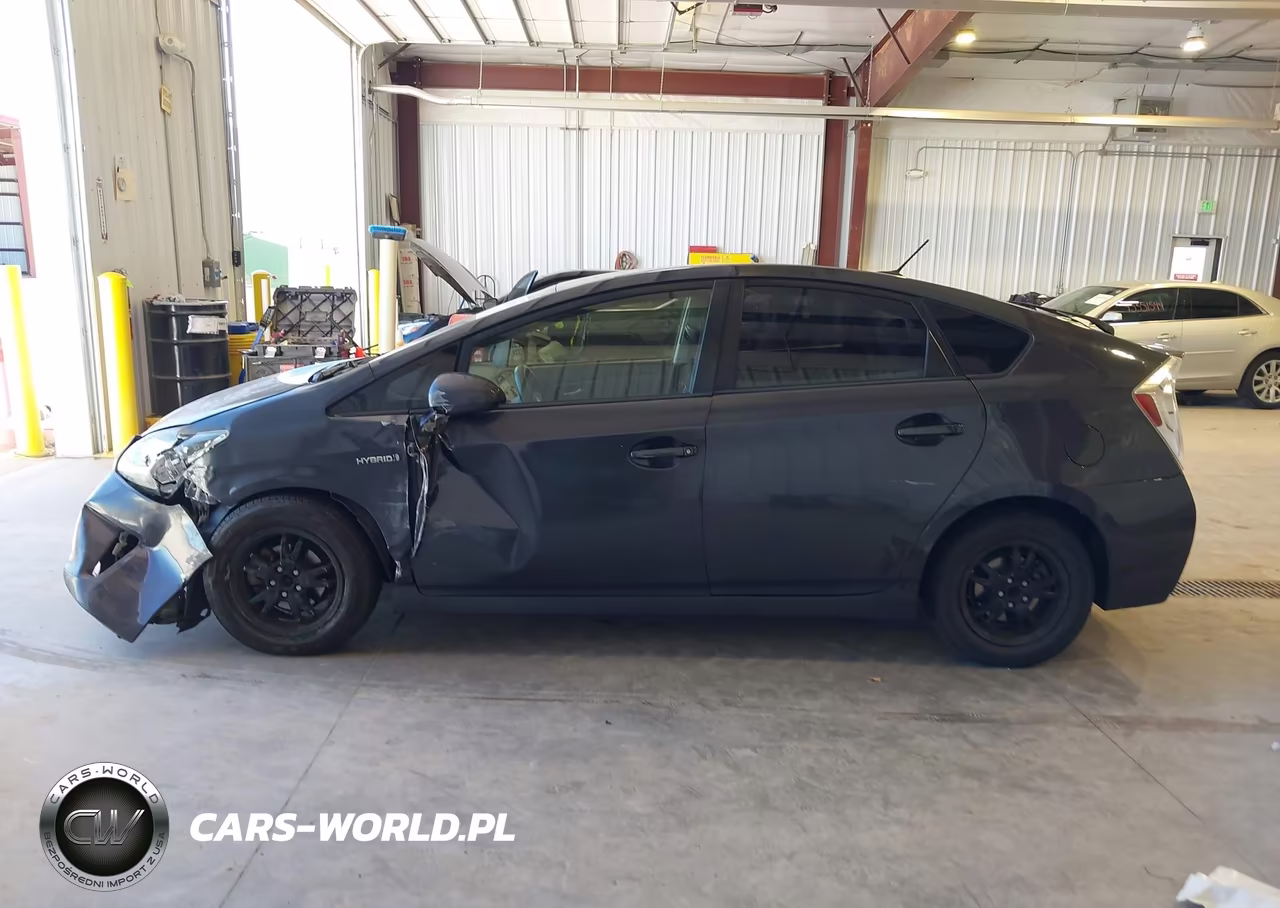 2012 Toyota Prius Three VIN:JTDKN3DU9C5409551 - 14
