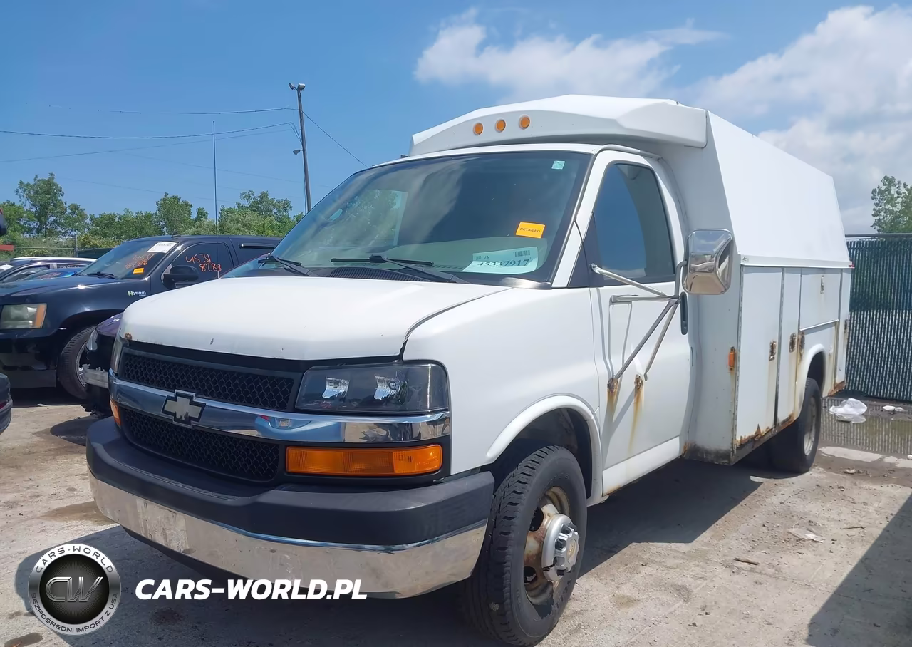 2004 Chevrolet Express Cutaway Base W-C7L-C7N VIN:1GBJG31UX41238333 - 2
