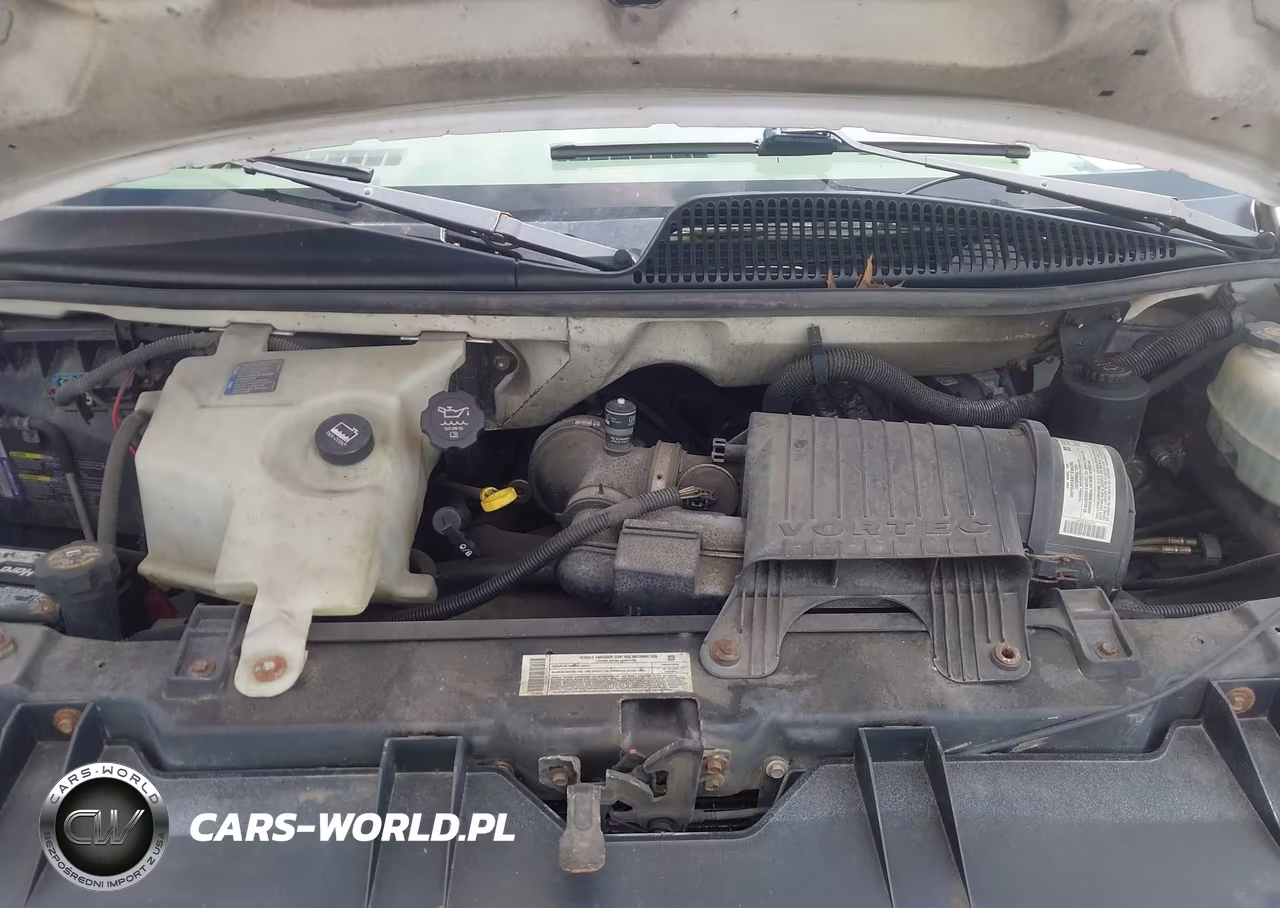 2004 Chevrolet Express Cutaway Base W-C7L-C7N VIN:1GBJG31UX41238333 - 9