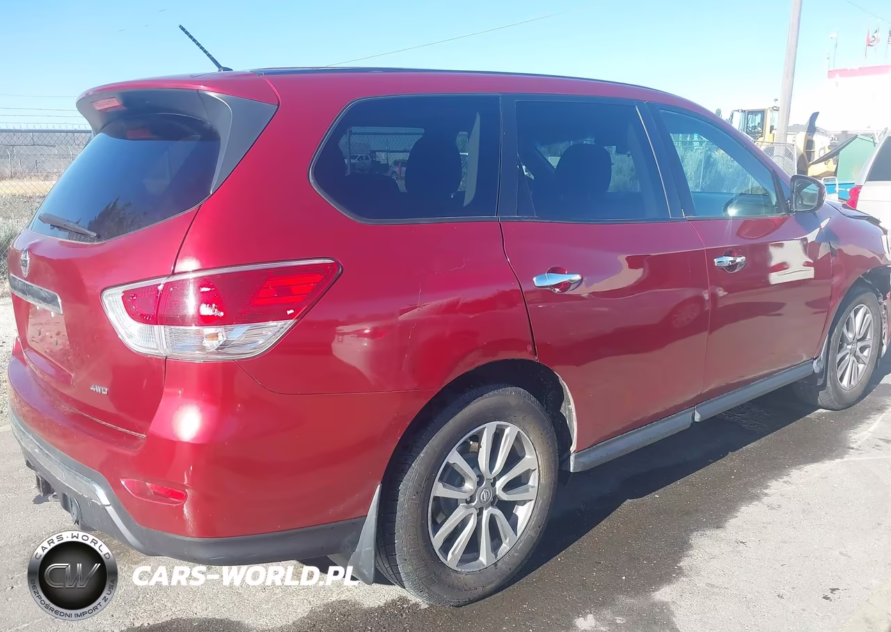 2014 Nissan Pathfinder S VIN:5N1AR2MM2EC673635 - 4