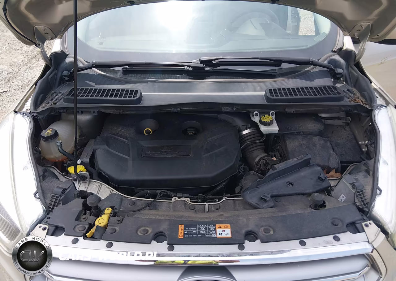 2017 Ford Escape Se VIN:1FMCU0G93HUD51071 - 10