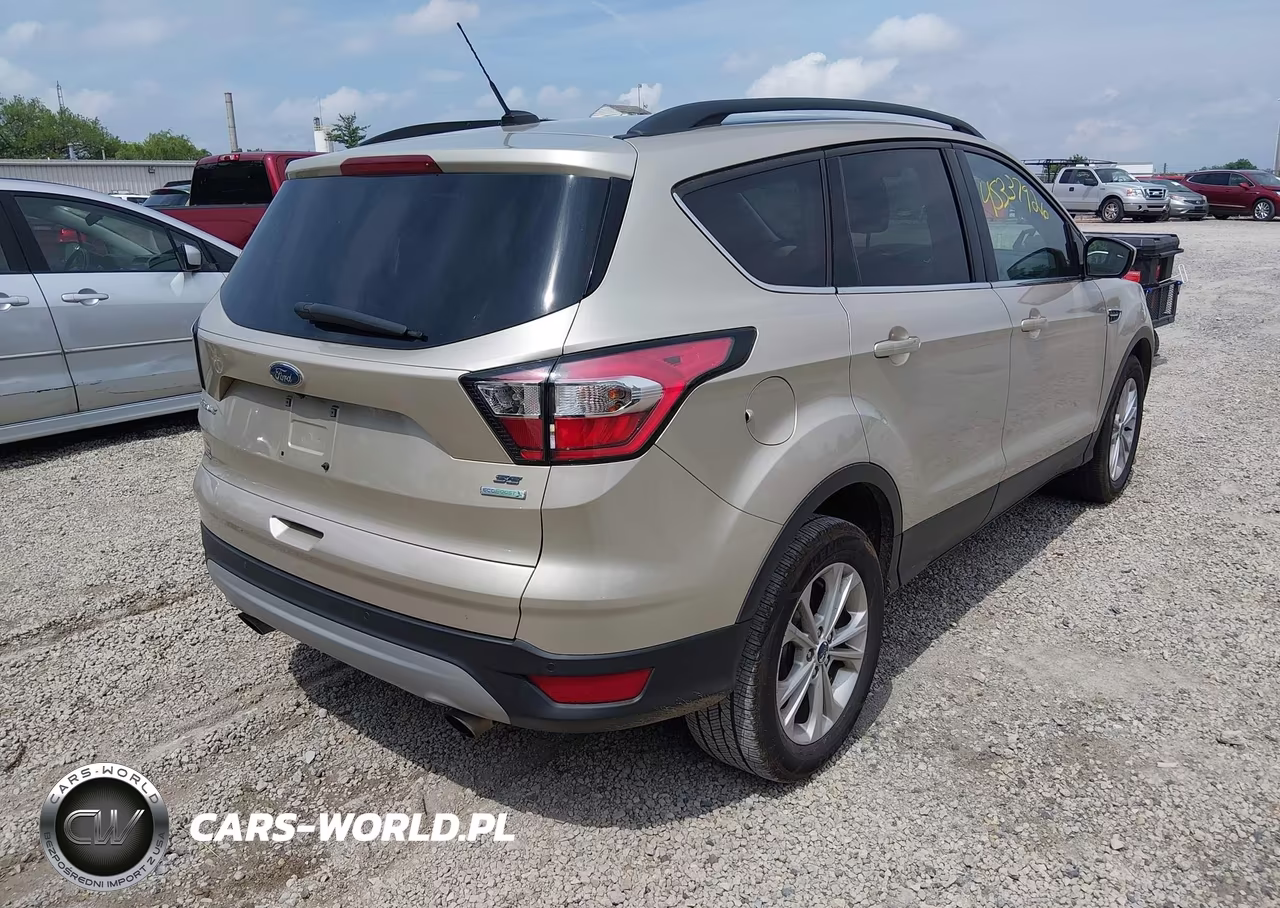 2017 Ford Escape Se VIN:1FMCU0G93HUD51071 - 4