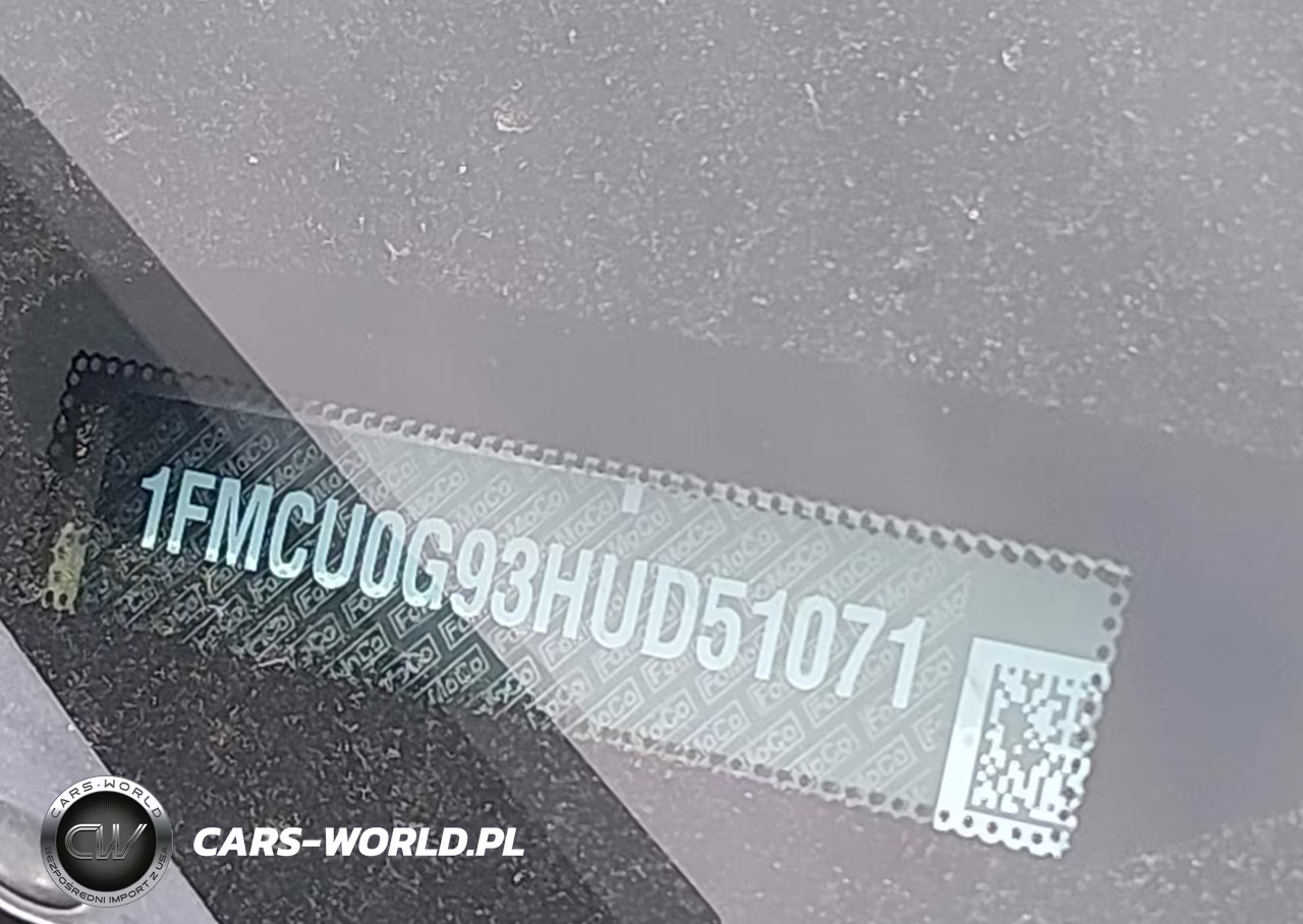 2017 Ford Escape Se VIN:1FMCU0G93HUD51071 - 9