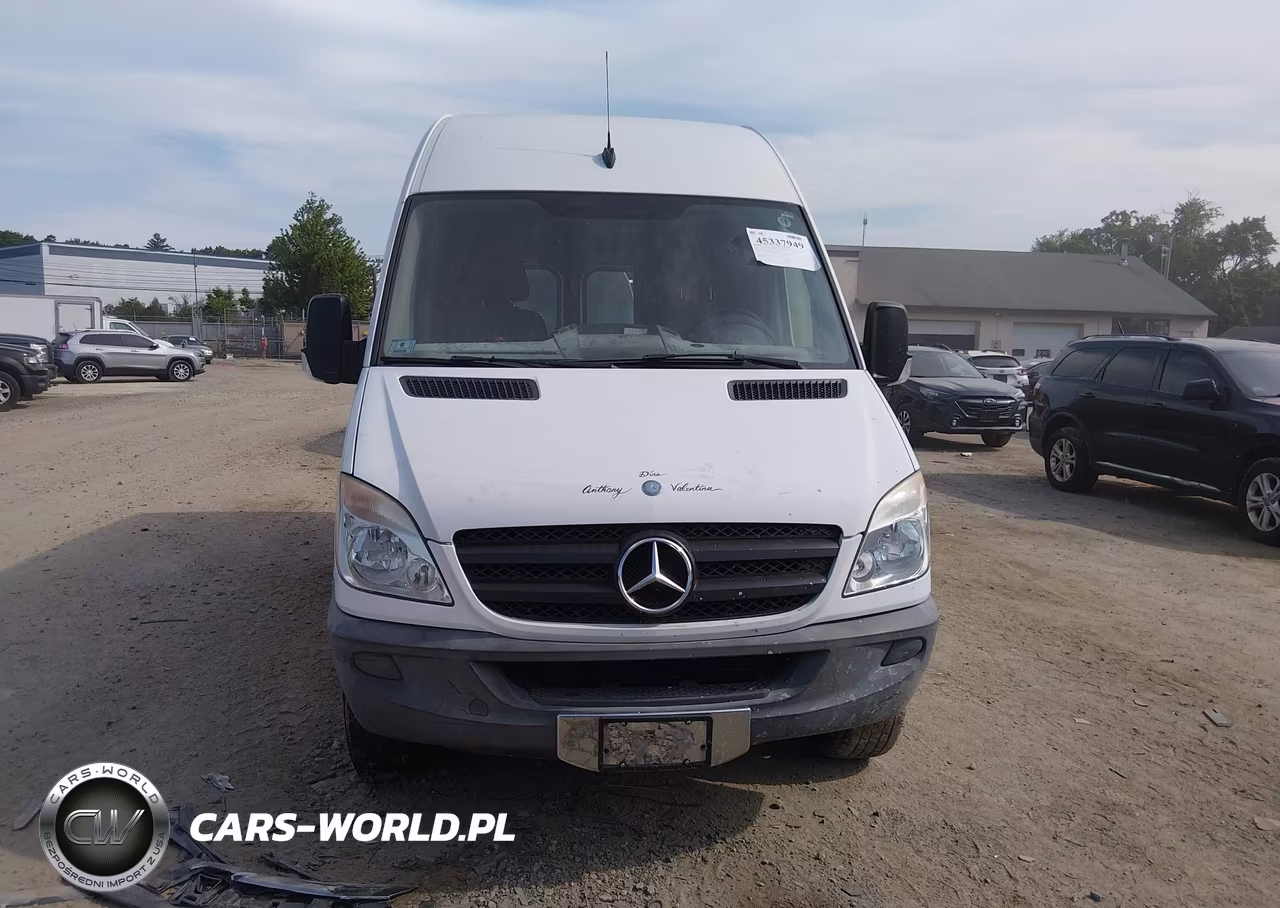 2012 Mercedes-Benz Sprinter 2500 Normal Roof VIN:WD3PE7CC1C5615009 - 12