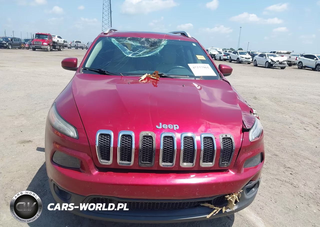 2016 Jeep Cherokee Latitude VIN:1C4PJMCS4GW102893 - 12