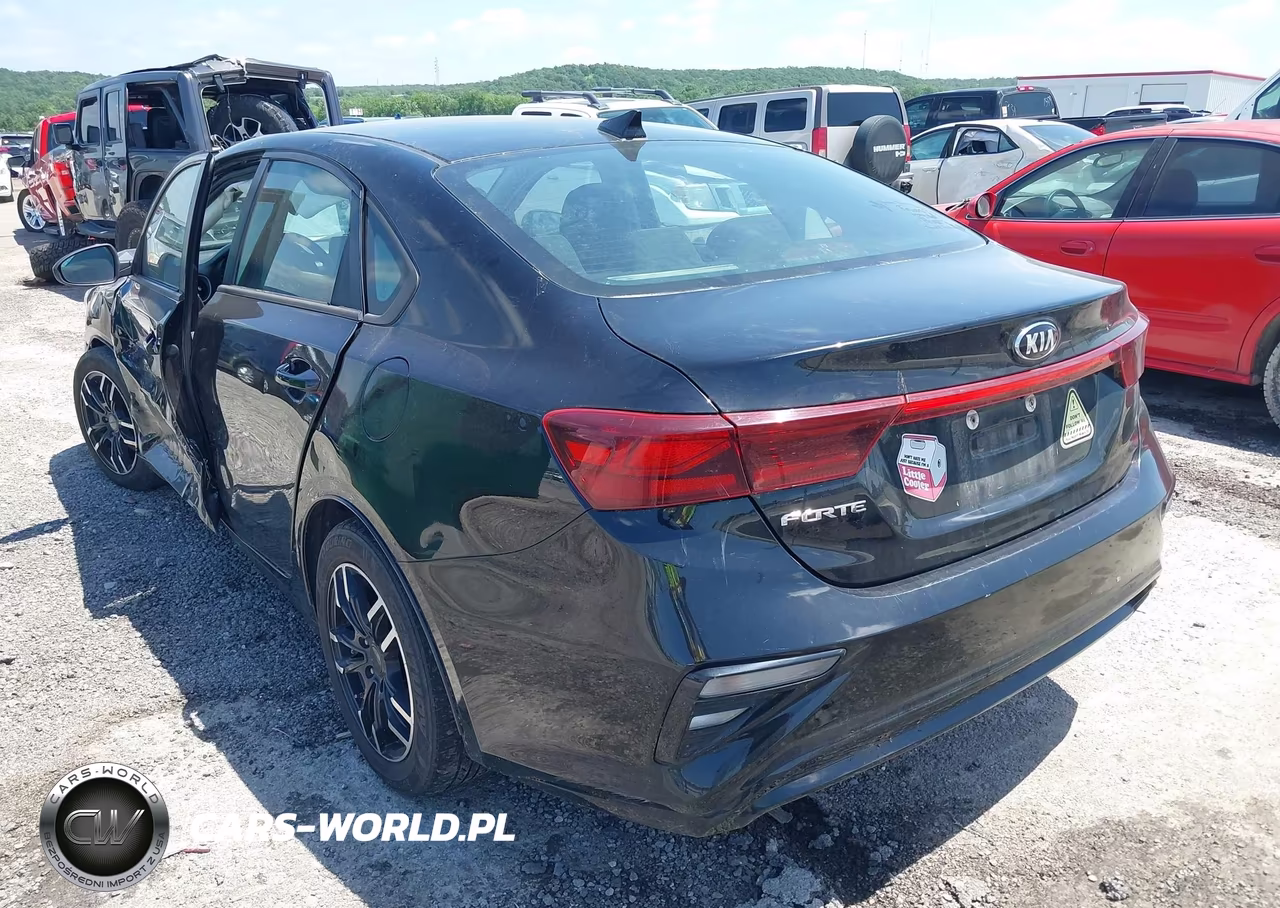 2021 Kia Forte Lxs VIN:3KPF24AD6ME282770 - 3