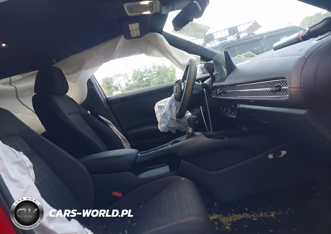 2026 Honda Hr-V Awd Sport VIN:3CZRZ2H57TM723493 - 5