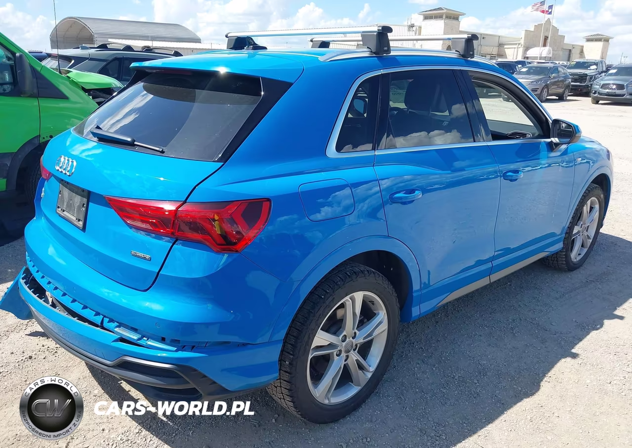 2019 Audi Q3 2.0T S Line Premium VIN:WA1FECF37K1083061 - 4