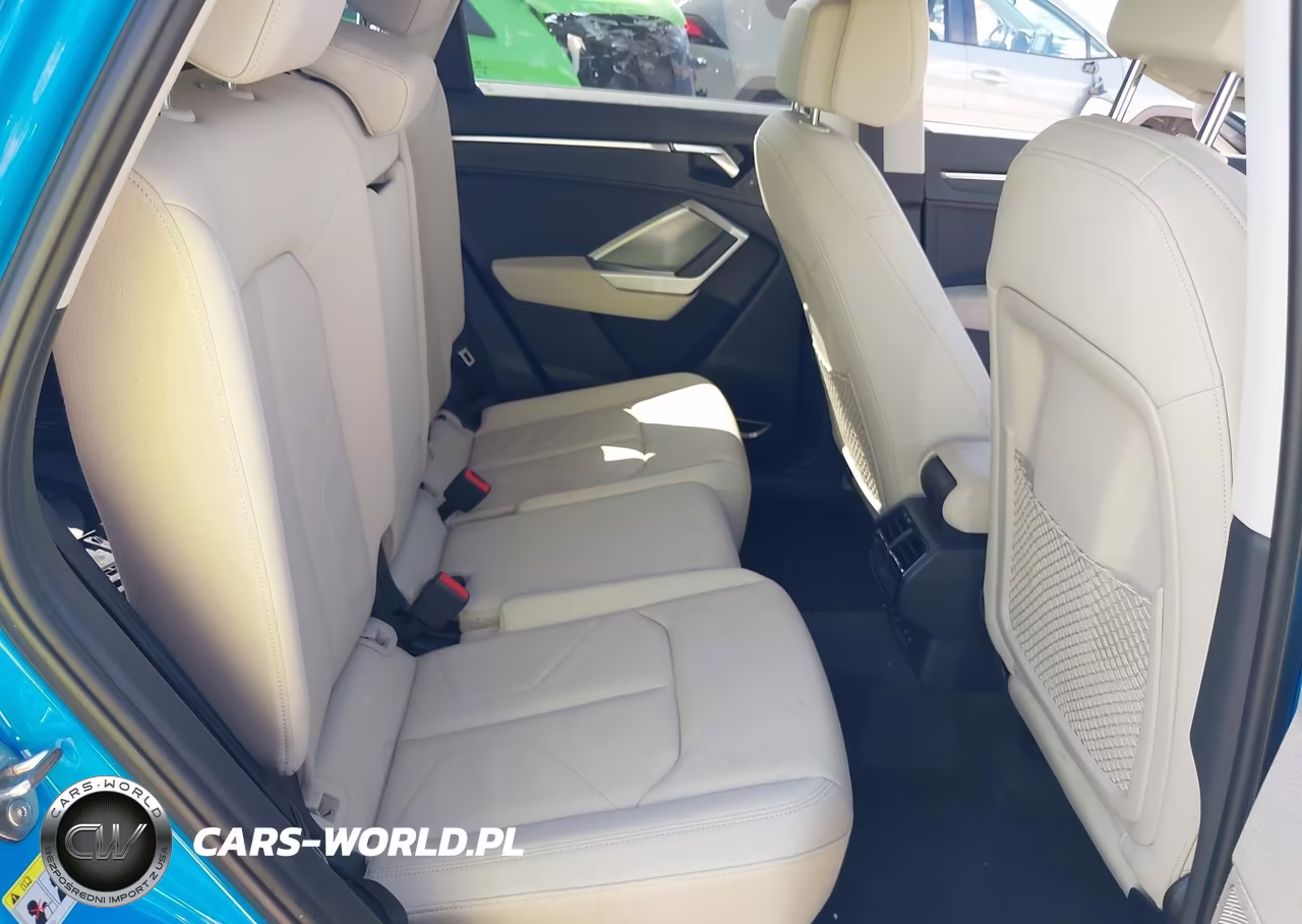 2019 Audi Q3 2.0T S Line Premium VIN:WA1FECF37K1083061 - 8