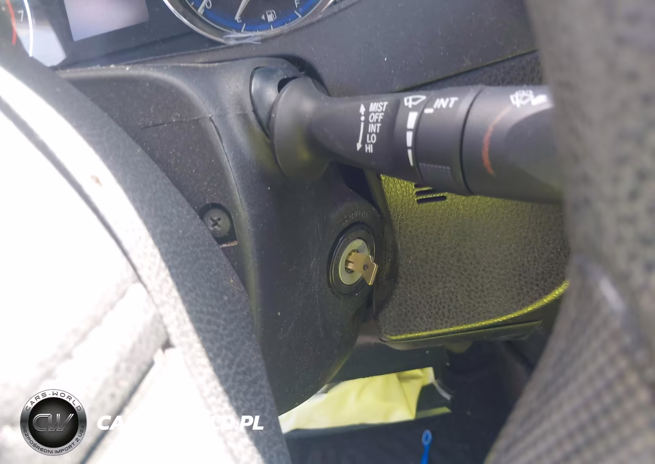 2017 Toyota Corolla Le VIN:5YFBURHE5HP640563 - 11