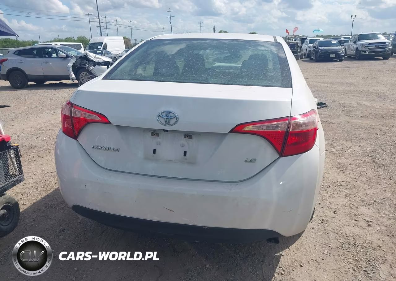 2017 Toyota Corolla Le VIN:5YFBURHE5HP640563 - 16