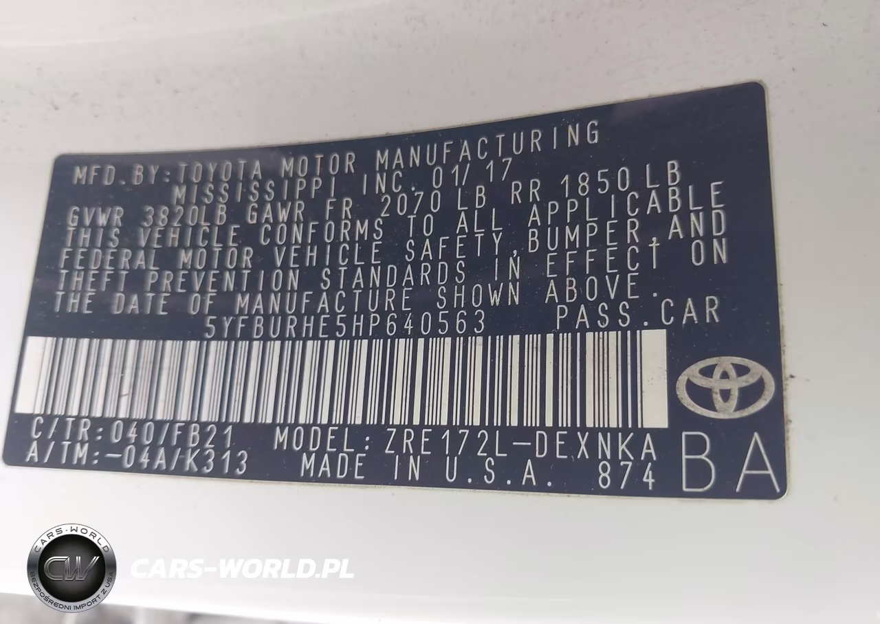 2017 Toyota Corolla Le VIN:5YFBURHE5HP640563 - 9
