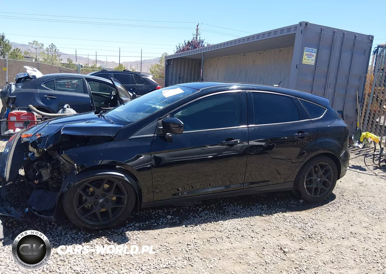 2018 Ford Focus Sel VIN:1FADP3M20JL305109 - 14
