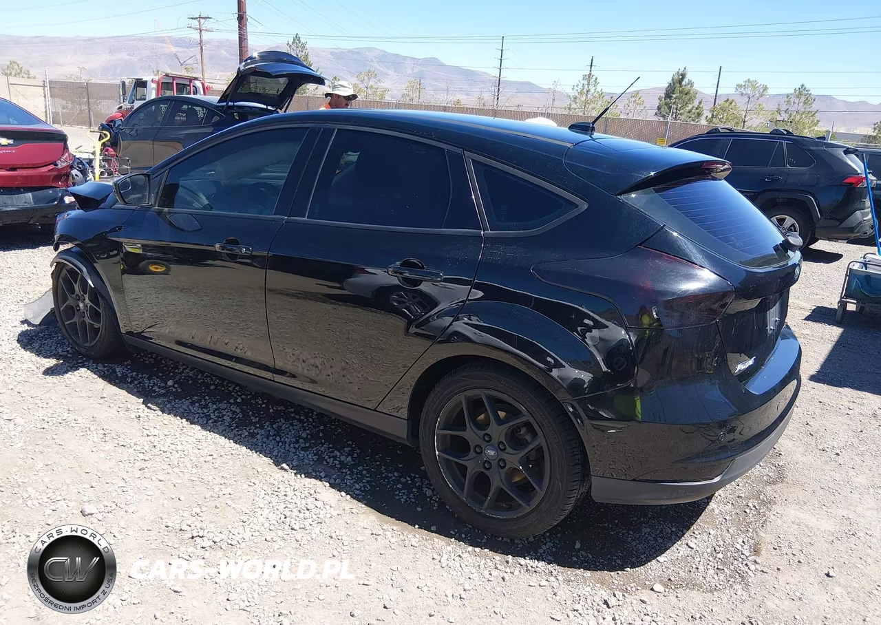 2018 Ford Focus Sel VIN:1FADP3M20JL305109 - 3