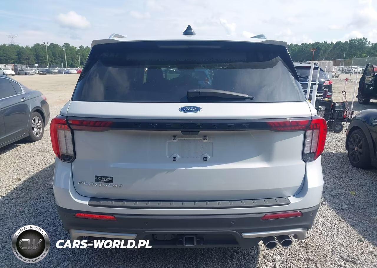 2025 Ford Explorer Platinum VIN:1FMWK7HC8SGC71082 - 16