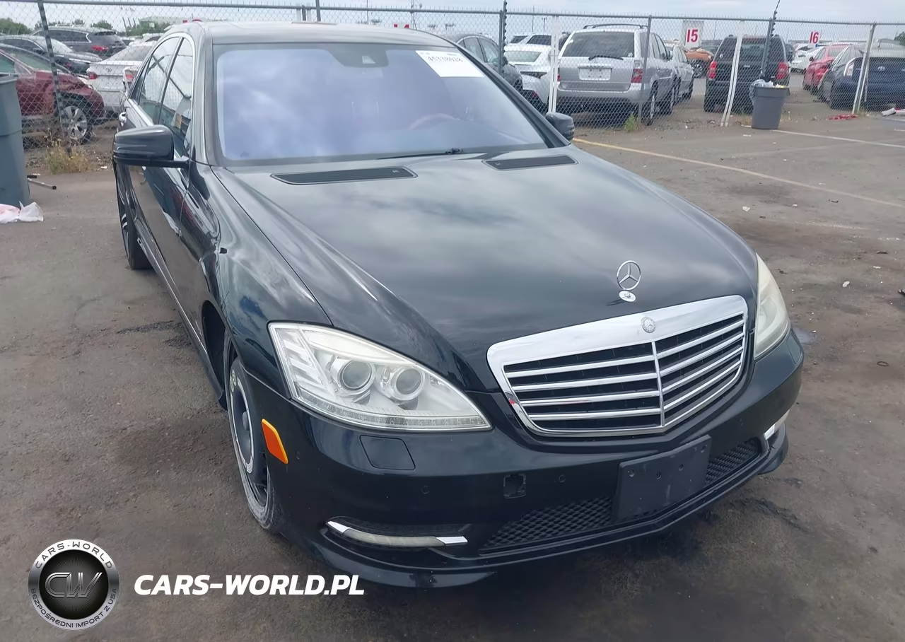 2010 Mercedes-Benz S 550