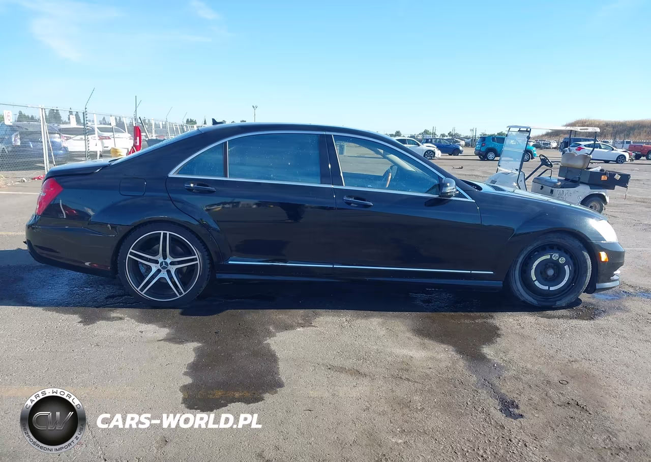 2010 Mercedes-Benz S 550 VIN:WDDNG7BB8AA297318 - 13