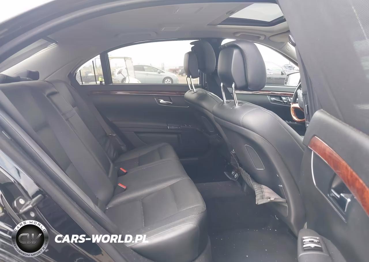 2010 Mercedes-Benz S 550 VIN:WDDNG7BB8AA297318 - 8