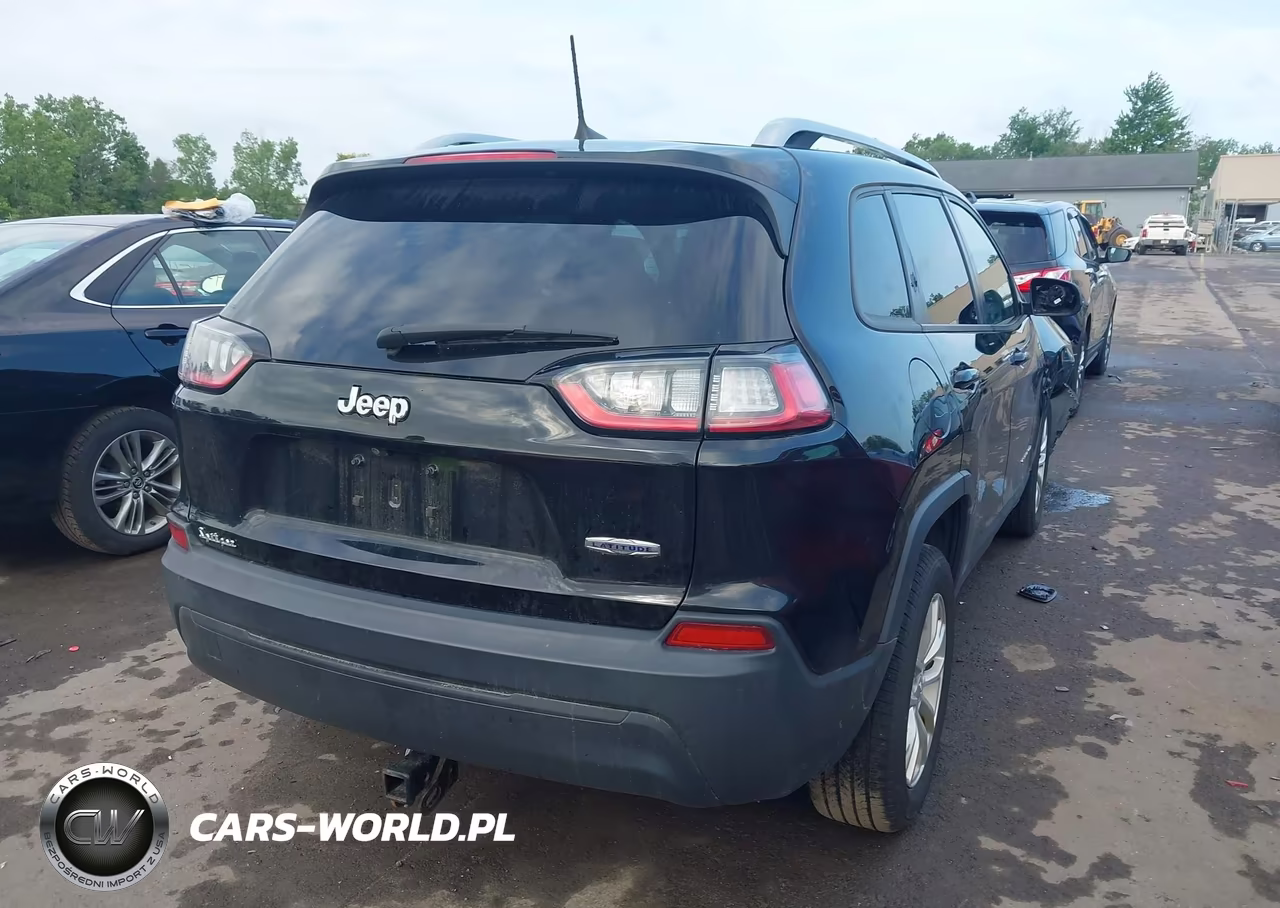 2020 Jeep Cherokee Latitude Fwd VIN:1C4PJLCB5LD610497 - 4