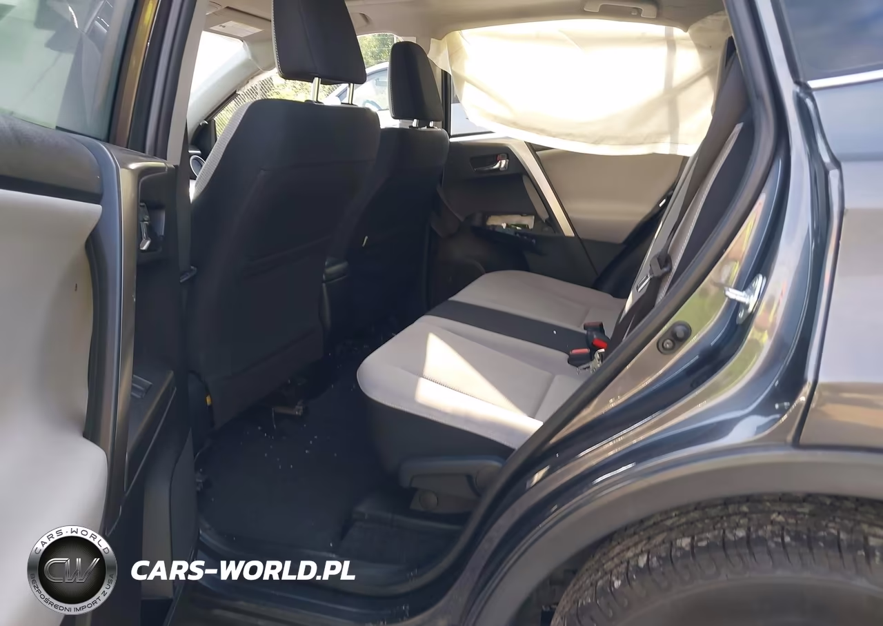 2018 Toyota Rav4 Xle VIN:JTMWFREV7JJ199500 - 8