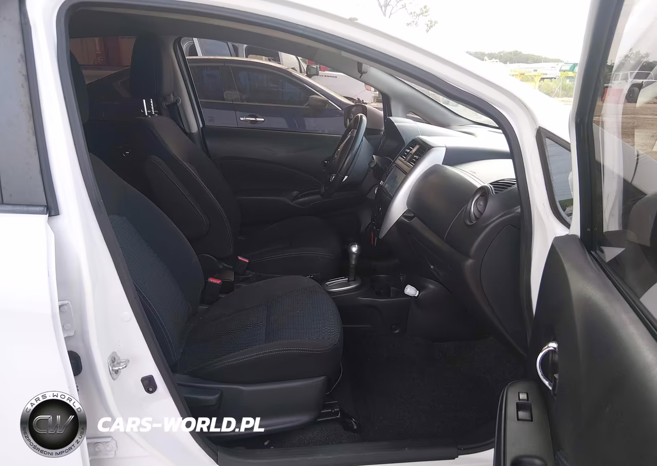 2019 Nissan Versa Note Sv VIN:3N1CE2CP8KL363643 - 5