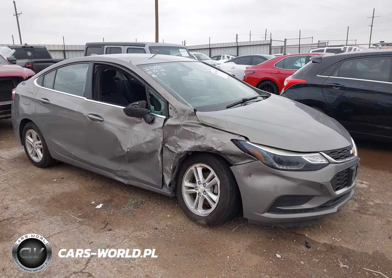 2018 Chevrolet Cruze Lt Auto – zdjęcie 1 z 16