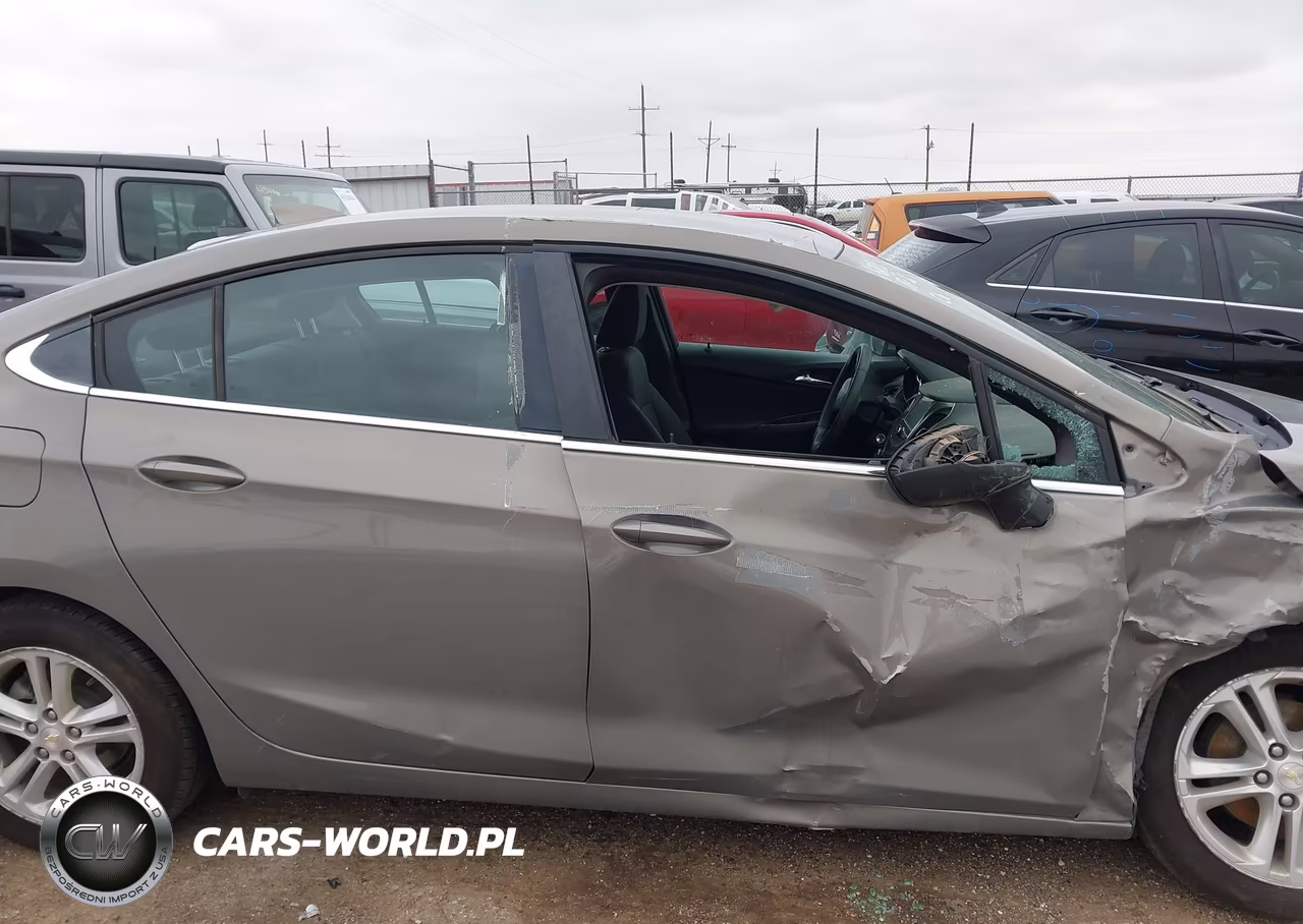 2018 Chevrolet Cruze Lt Auto VIN:1G1BE5SM4J7237180 - 13