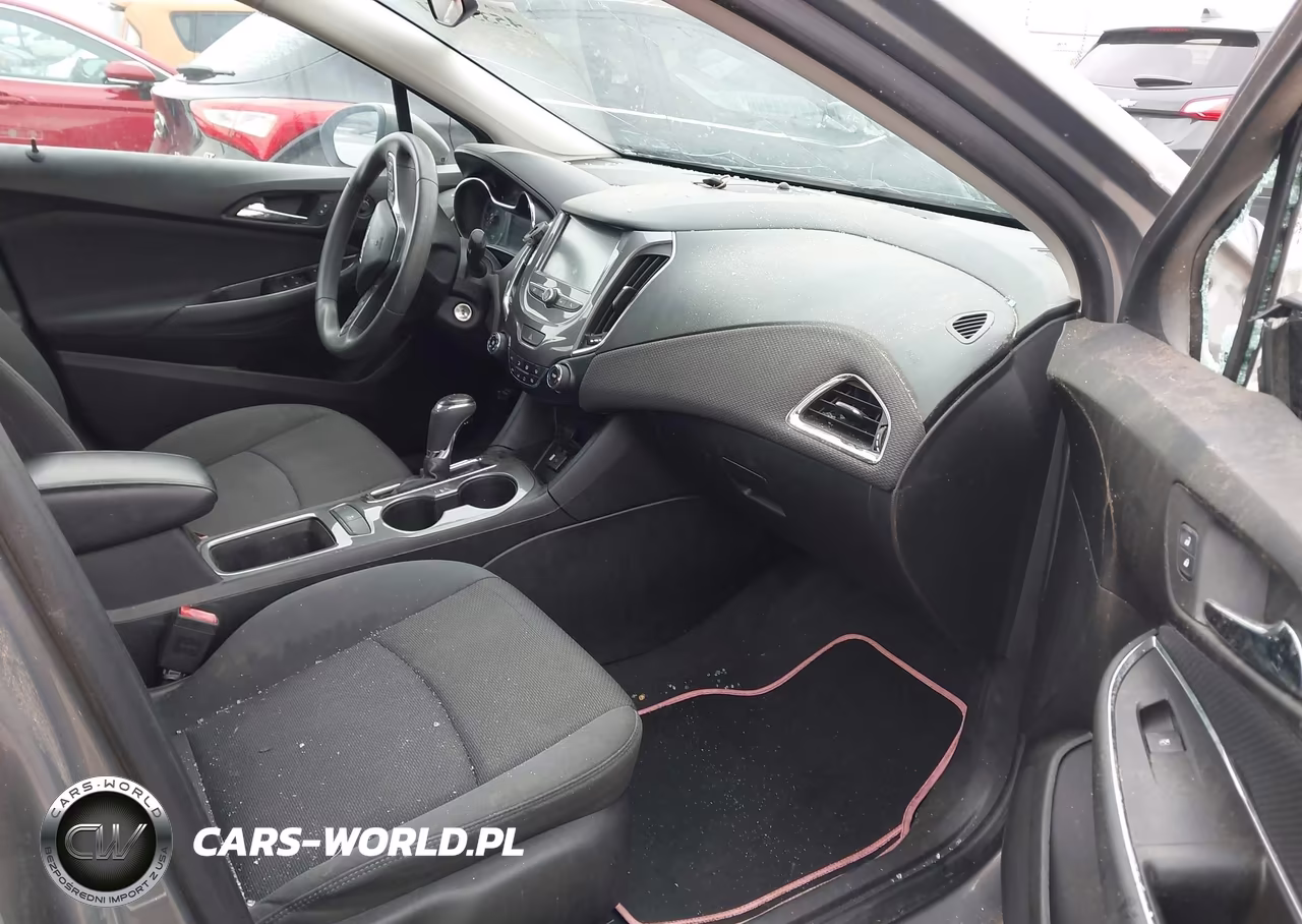 2018 Chevrolet Cruze Lt Auto VIN:1G1BE5SM4J7237180 - 5