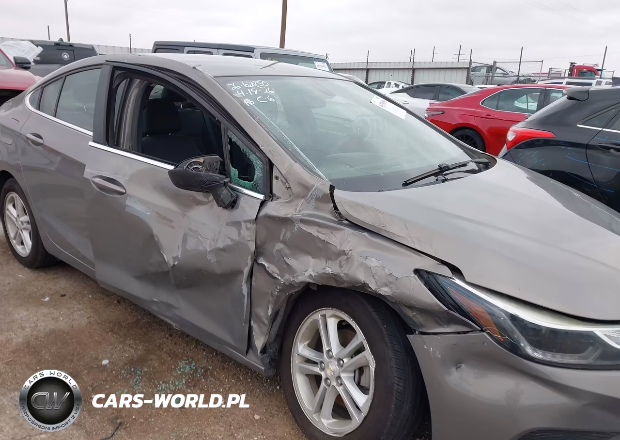 2018 Chevrolet Cruze Lt Auto VIN:1G1BE5SM4J7237180 - 6