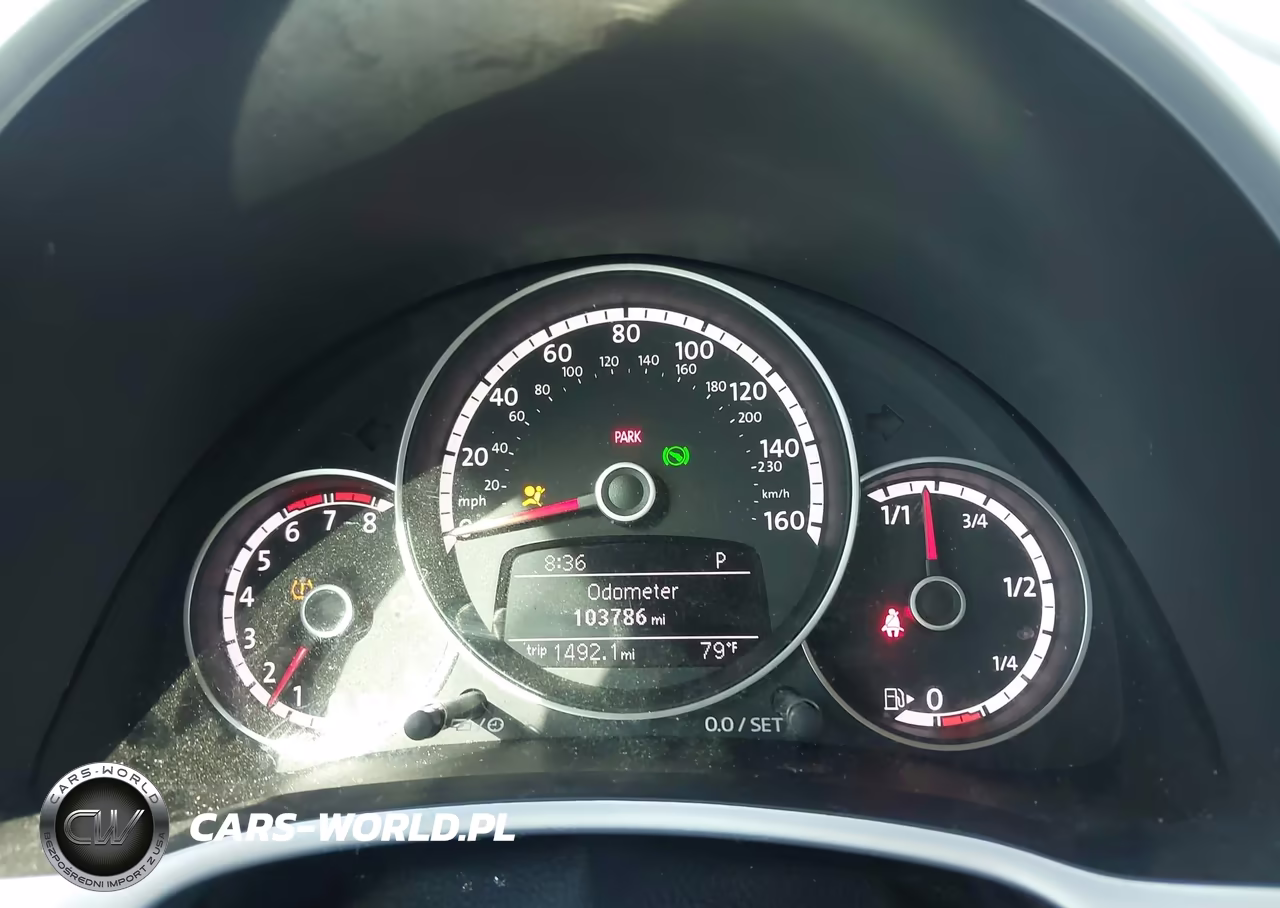 2014 Volkswagen Beetle 1.8T VIN:3VWJ17AT0EM665064 - 7