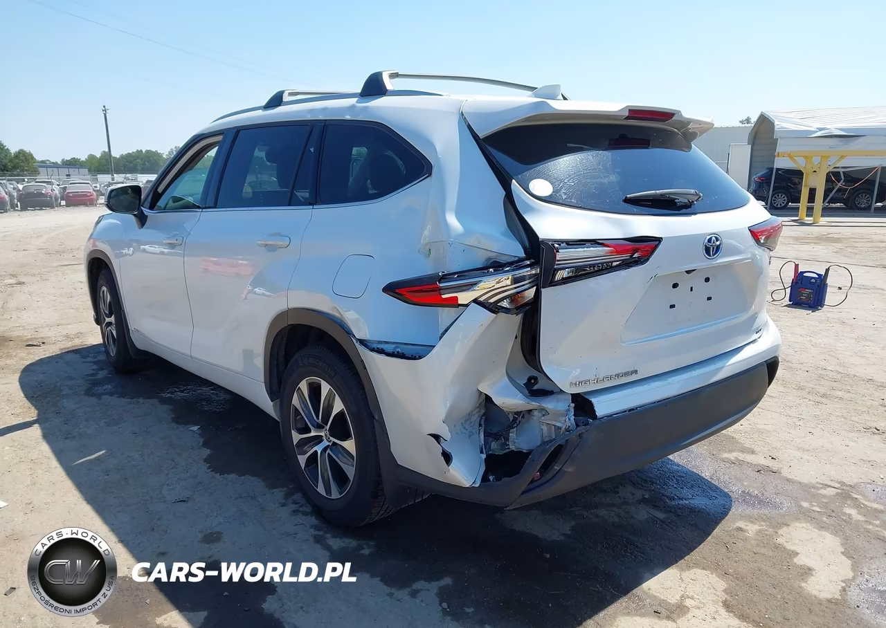 2022 Toyota Highlander Hybrid Xle VIN:5TDGBRCH4NS550952 - 3