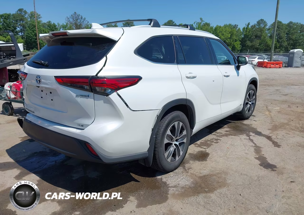 2022 Toyota Highlander Hybrid Xle VIN:5TDGBRCH4NS550952 - 4