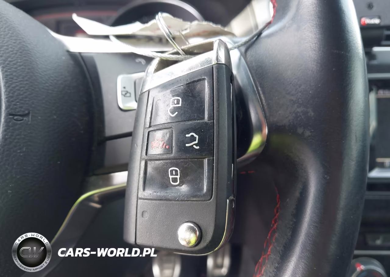 2015 Volkswagen Golf Gti 2.0T Se 4-Door VIN:3VW5T7AU8FM001066 - 11