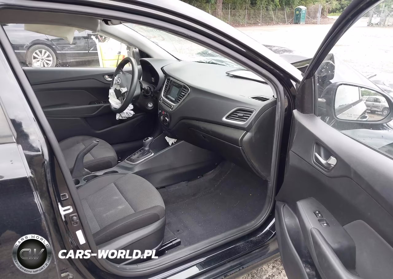 2019 Hyundai Accent Se VIN:3KPC24A34KE055357 - 5