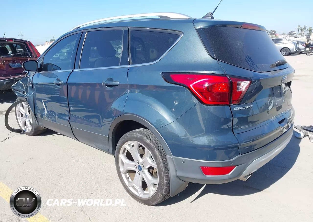 2019 Ford Escape Titanium VIN:1FMCU0J95KUA63939 - 3