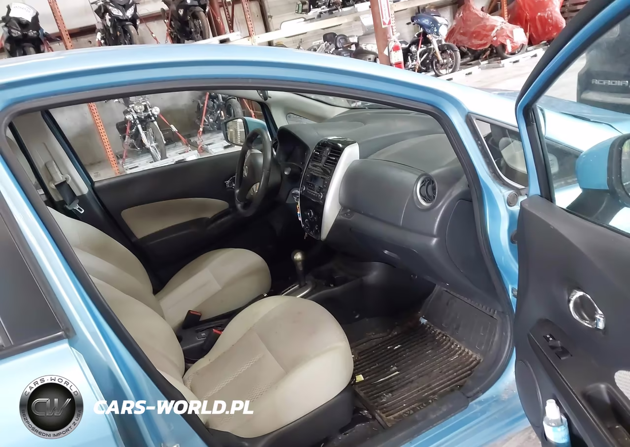 2015 Nissan Versa Note Sv VIN:3N1CE2CP6FL373674 - 5