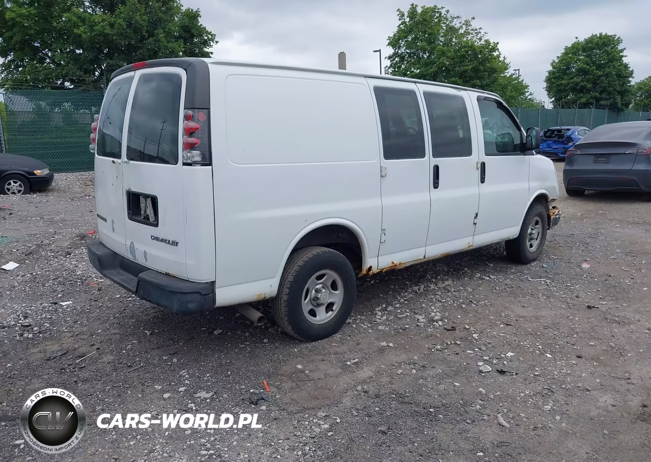 2006 Chevrolet Express Work Van VIN:1GCFG15T461183078 - 4