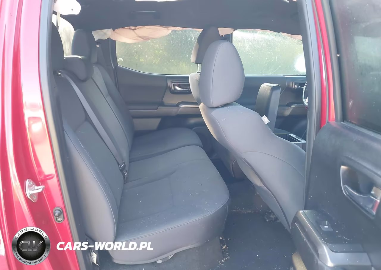 2018 Toyota Tacoma Trd Sport VIN:3TMAZ5CN7JM073718 - 8