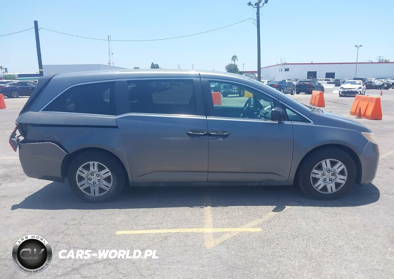 2013 Honda Odyssey Lx VIN:5FNRL5H29DB058374 - 13