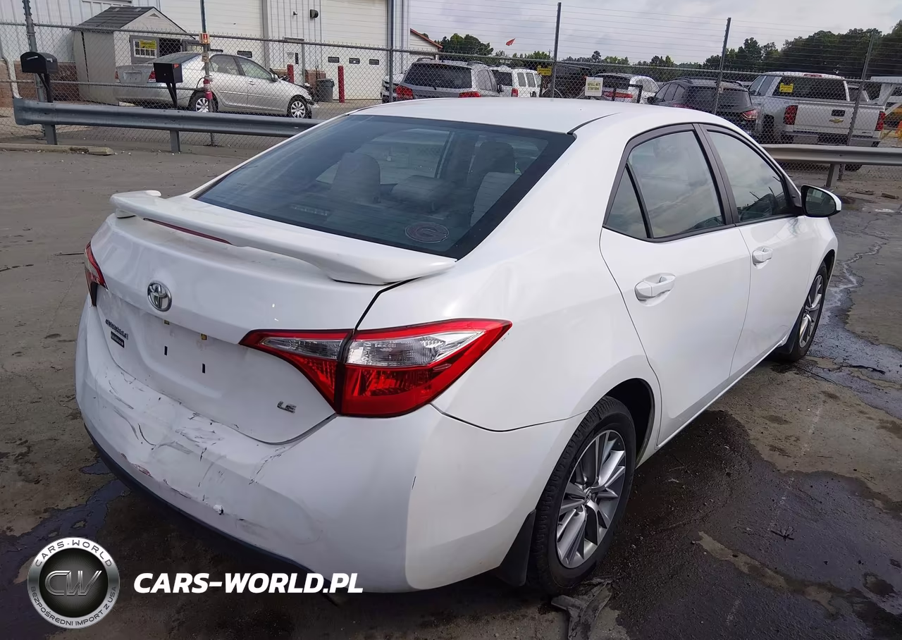 2015 Toyota Corolla Le Plus VIN:2T1BURHE7FC347129 - 4