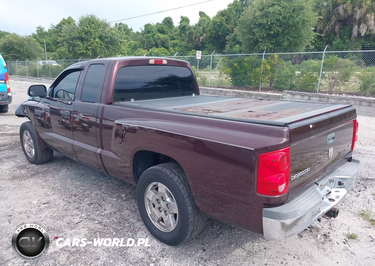 2005 Dodge Dakota Slt VIN:1D7HE42K95S136266 - 3