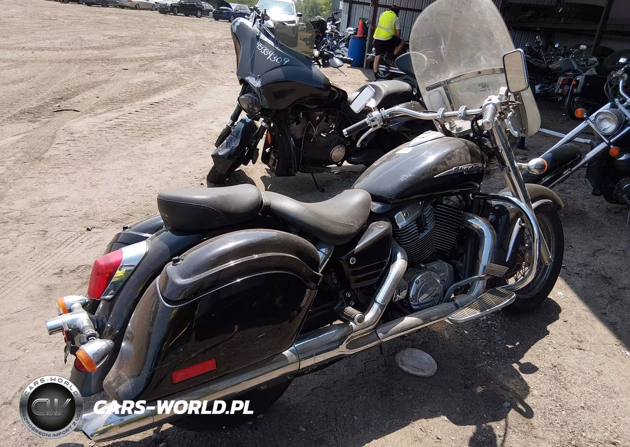 1999 Honda Vt1100 C3 VIN:1HFSC390XXA101173 - 4