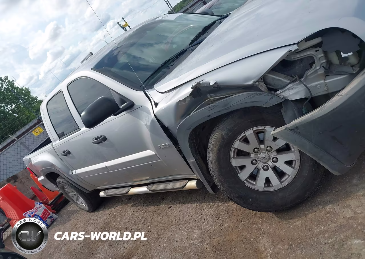 2006 Mitsubishi Raider Duro Cross V6 VIN:1Z7HC38K36S561733 - 13