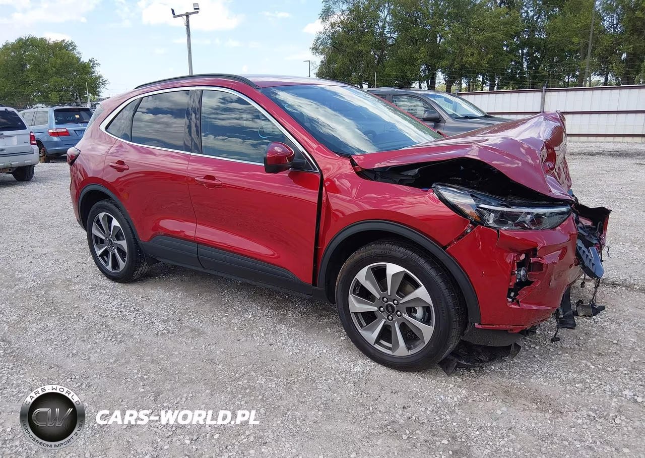 2023 Ford Escape Platinum – zdjęcie 1 z 16