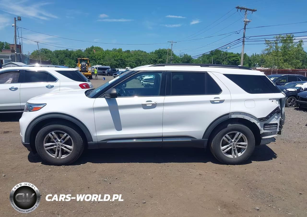 2020 Ford Explorer Xlt VIN:1FMSK8DH0LGC20327 - 15