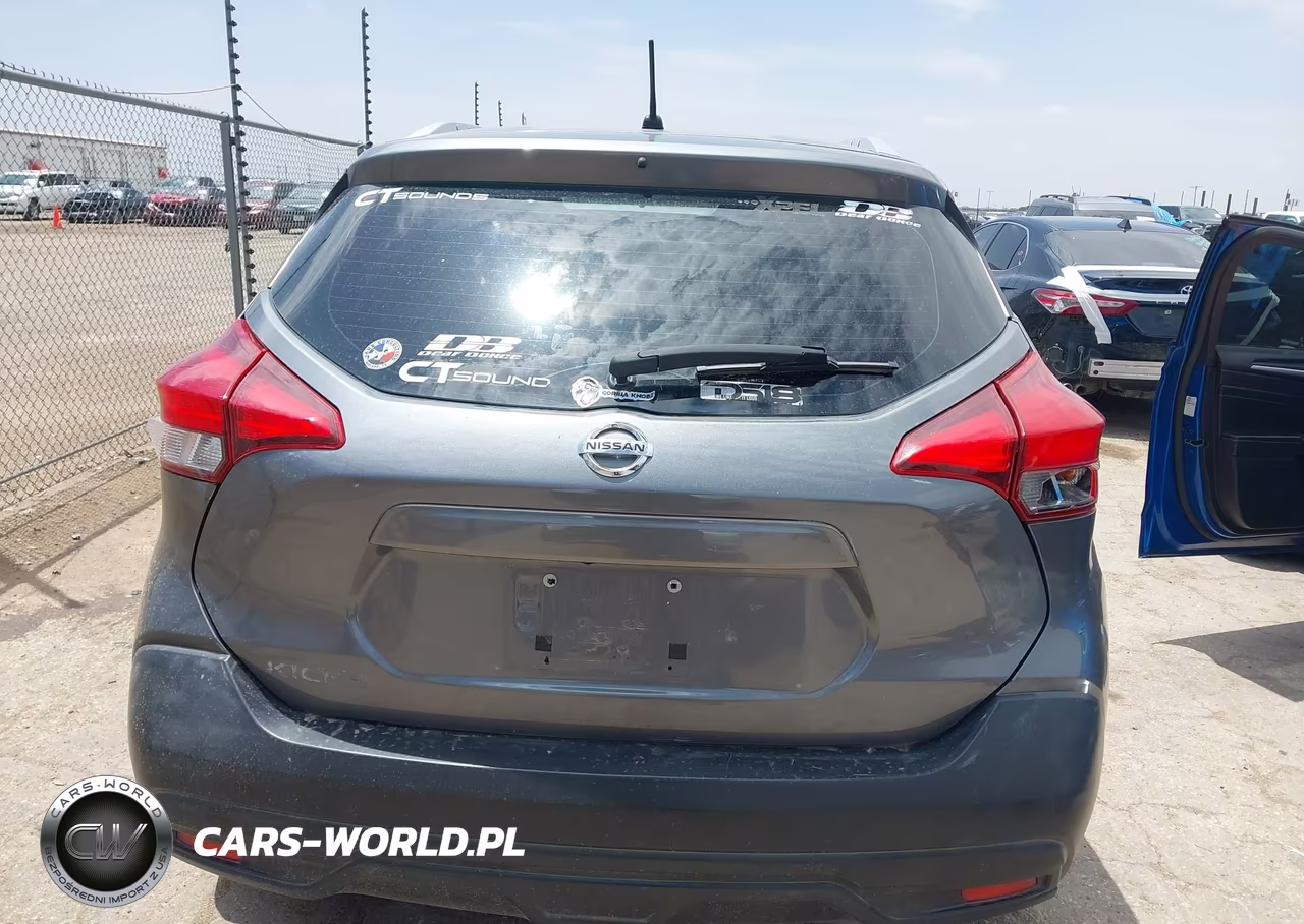 2019 Nissan Kicks S VIN:3N1CP5CU1KL517871 - 17