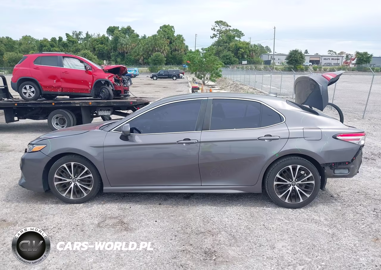 2019 Toyota Camry Se VIN:4T1B11HK7KU279861 - 14