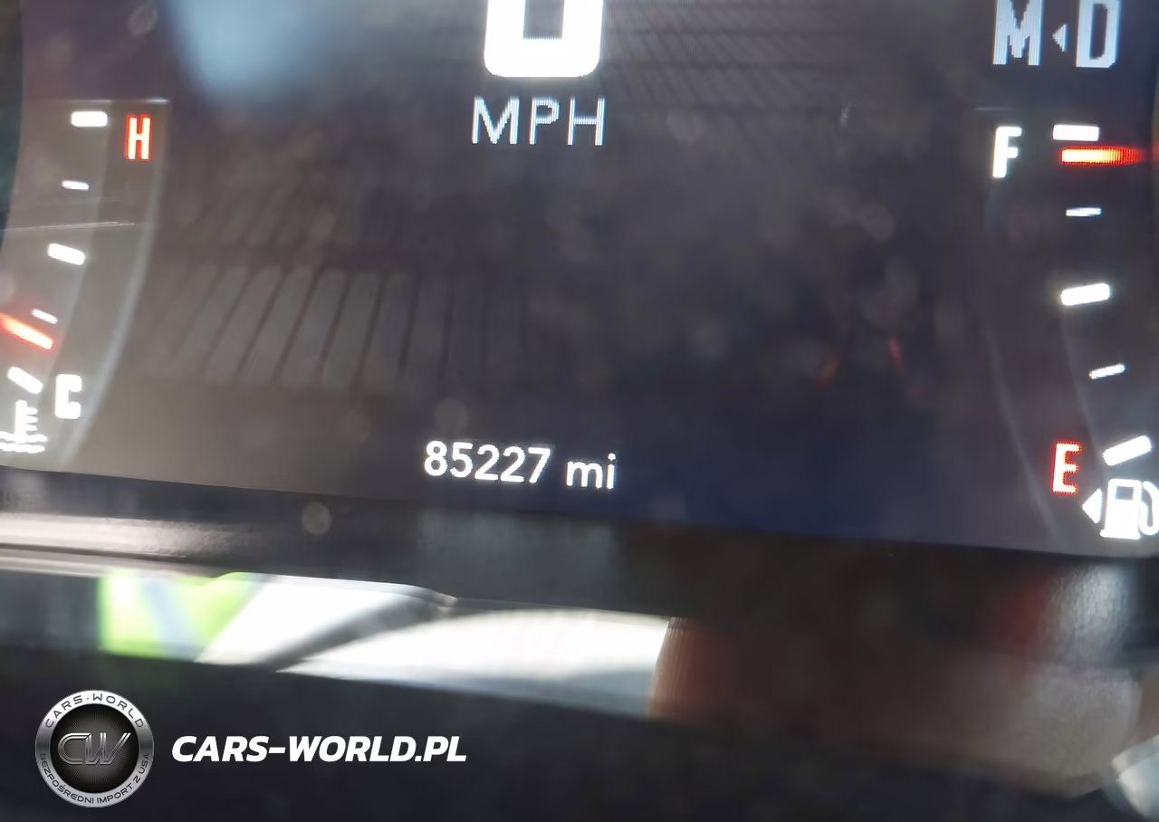 2019 Dodge Challenger R-T VIN:2C3CDZBTXKH551004 - 16